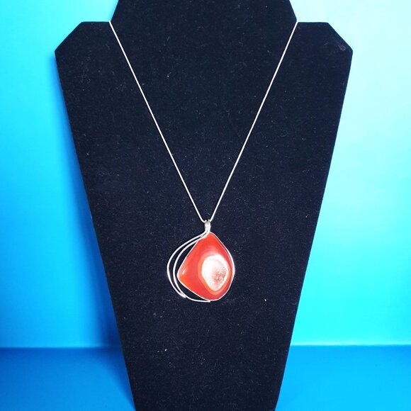 One-of-a-Kind Vintage Natural Banded Red Druzy Agate Sterling Silver Pendant - Picture 7 of 12